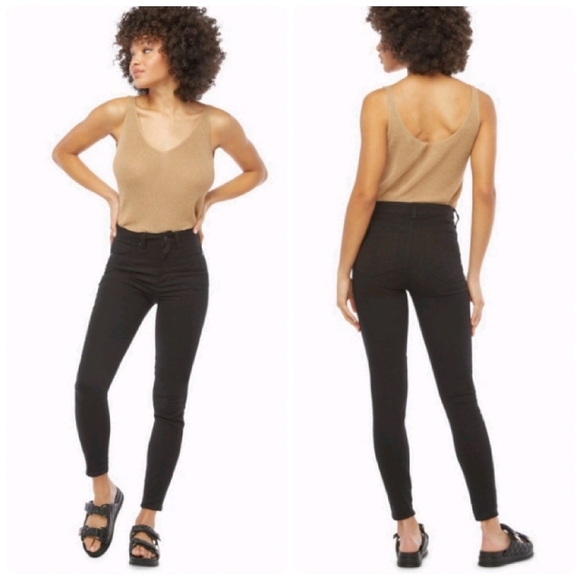 🆕️ JustFab High-Waisted Tummy Tamer Jeans - Picture 2 of 4